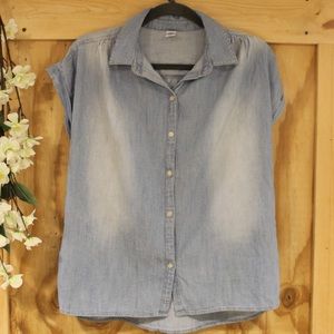 NWOT Distressed denim Old Navy T-shirt top